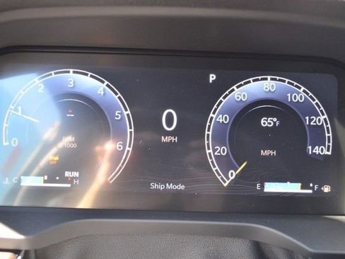 New 2026 Jeep Grand Cherokee Altitude image 19