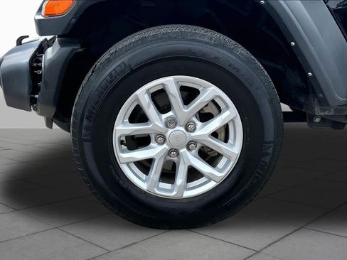 Used 2023 Jeep Wrangler Unlimited Sport AWD/4WD image 10