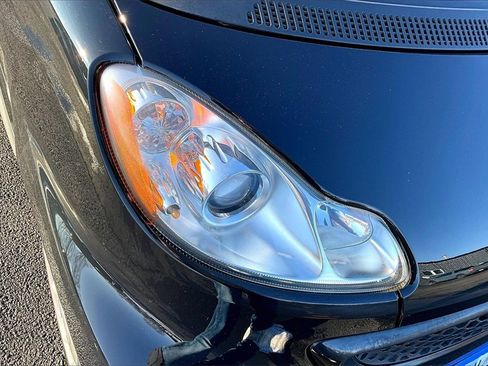 Used 2013 smart fortwo pure image 30