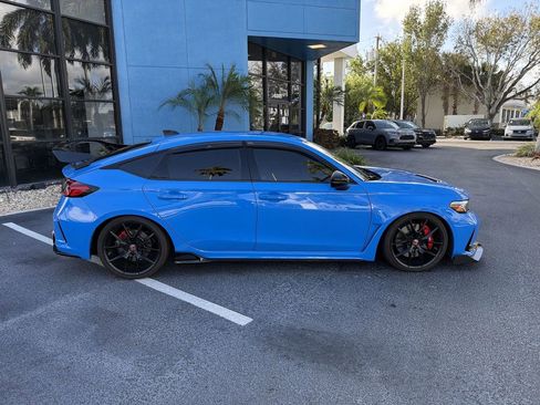 Certified 2024 Honda Civic Type R image 9