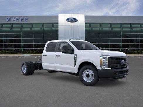 New 2025 Ford F350 XL image 7