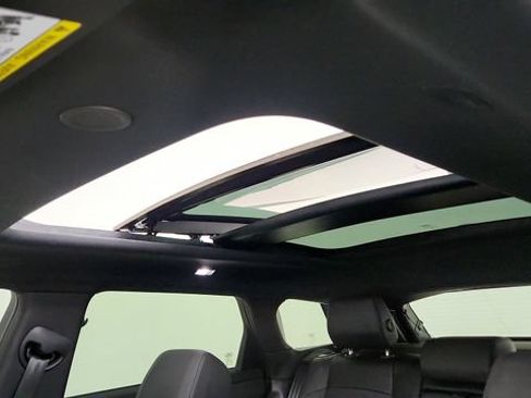 Used 2025 Land Rover Range Rover Evoque S AWD/4WD image 68