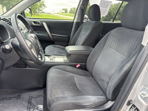 Used 2008 Toyota Highlander Sport FWD image 3