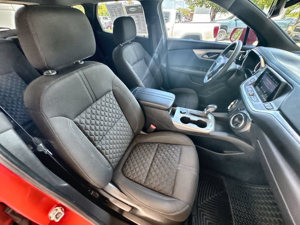 Certified 2019 Chevrolet Blazer LT FWD image 27
