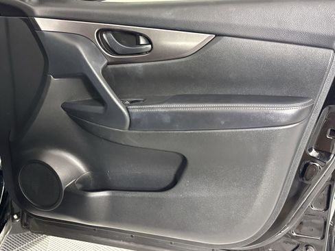 Used 2021 Nissan Rogue Sport S FWD image 31