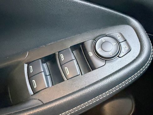 Used 2021 Buick Encore GX Preferred w/ Cold Weather Comfort Package image 18