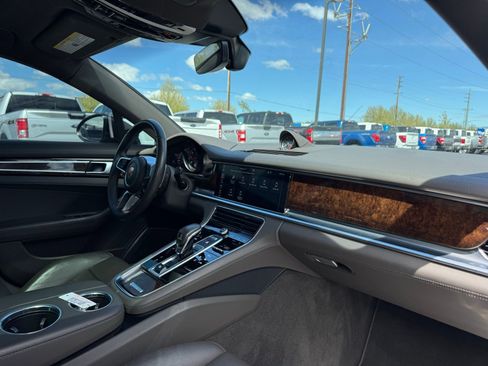 Used 2018 Porsche Panamera 4S Executive w/ Sport Chrono Package image 26