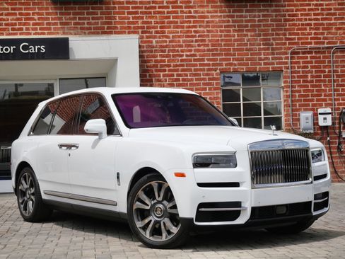 Used 2024 Rolls-Royce Cullinan w/ Cullinan Package AWD/4WD image 20