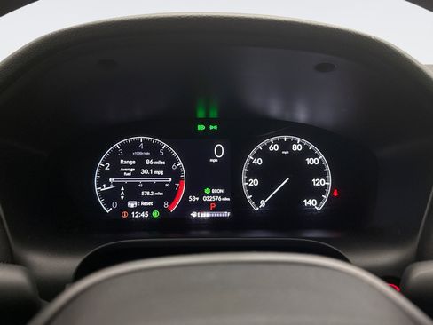 Used 2023 Honda HR-V LX image 9