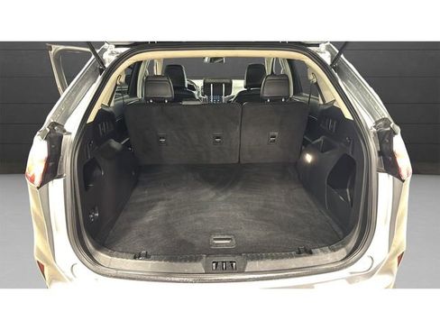 Used 2024 Ford Edge SEL image 25