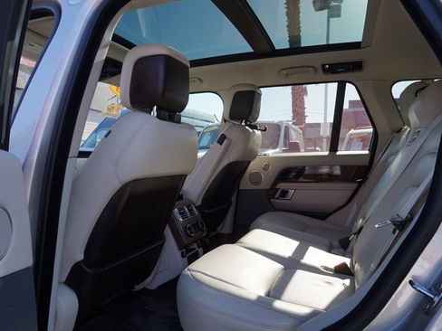 Used 2019 Land Rover Range Rover HSE AWD/4WD image 20