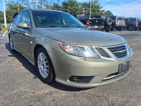 Used 2008 Saab 9-3 2.0T w/ Cold Weather Package FWD image 3