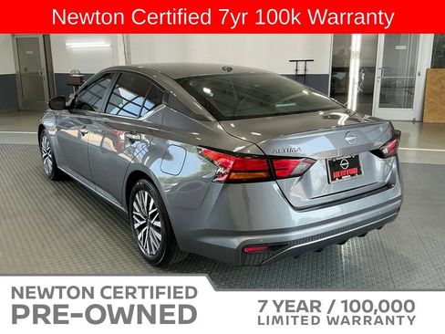 Used 2025 Nissan Altima 2.5 SV FWD image 20
