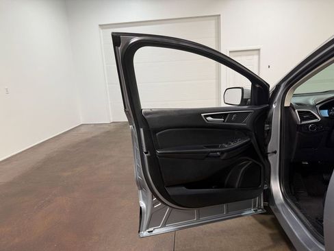 Used 2024 Ford Edge SEL image 60