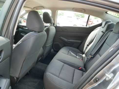 Certified 2024 Nissan Altima 2.5 SV FWD image 34