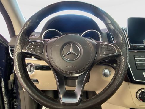 Used 2018 Mercedes-Benz GLS 450 4MATIC image 27