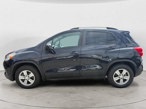 Used 2022 Chevrolet Trax LT w/ Driver Confidence Package AWD/4WD image 6