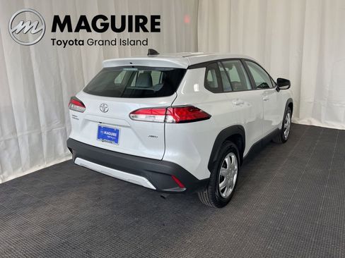 Used 2023 Toyota Corolla Cross L AWD/4WD image 31