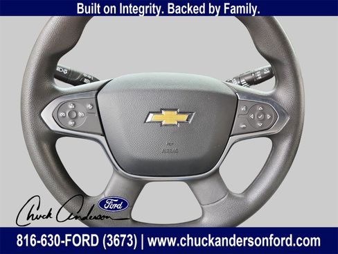 Used 2023 Chevrolet Traverse LS image 23