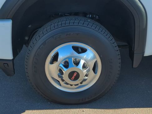 Used 2021 GMC Sierra 3500 Denali w/ Denali Ultimate Package image 33