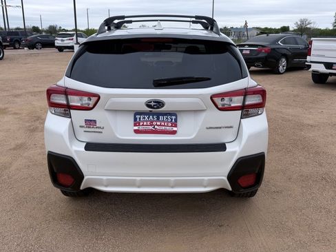 Used 2018 Subaru Crosstrek 2.0i Premium w/ Eyesight System image 6
