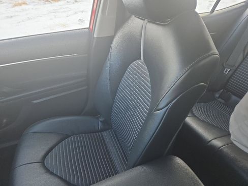 Used 2024 Toyota Camry SE image 17