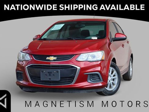 Used 2017 Chevrolet Sonic LT w/ Convenience Package image 1