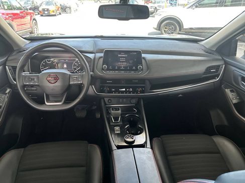 Used 2025 Nissan Rogue SV w/ Rock Creek Premium Package AWD/4WD image 15
