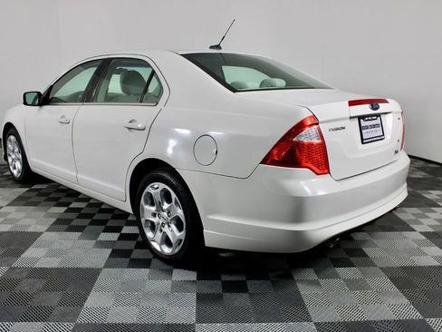 Used 2010 Ford Fusion SE FWD image 5