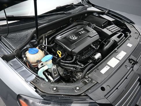 Used 2014 Volkswagen Passat 1.8T Wolfsburg Edition image 45