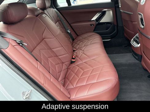 Used 2025 BMW 760i xDrive w/ Executive Package image 12