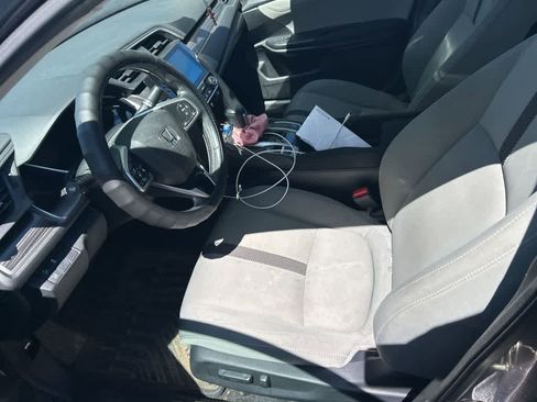 Used 2020 Honda Civic EX image 11