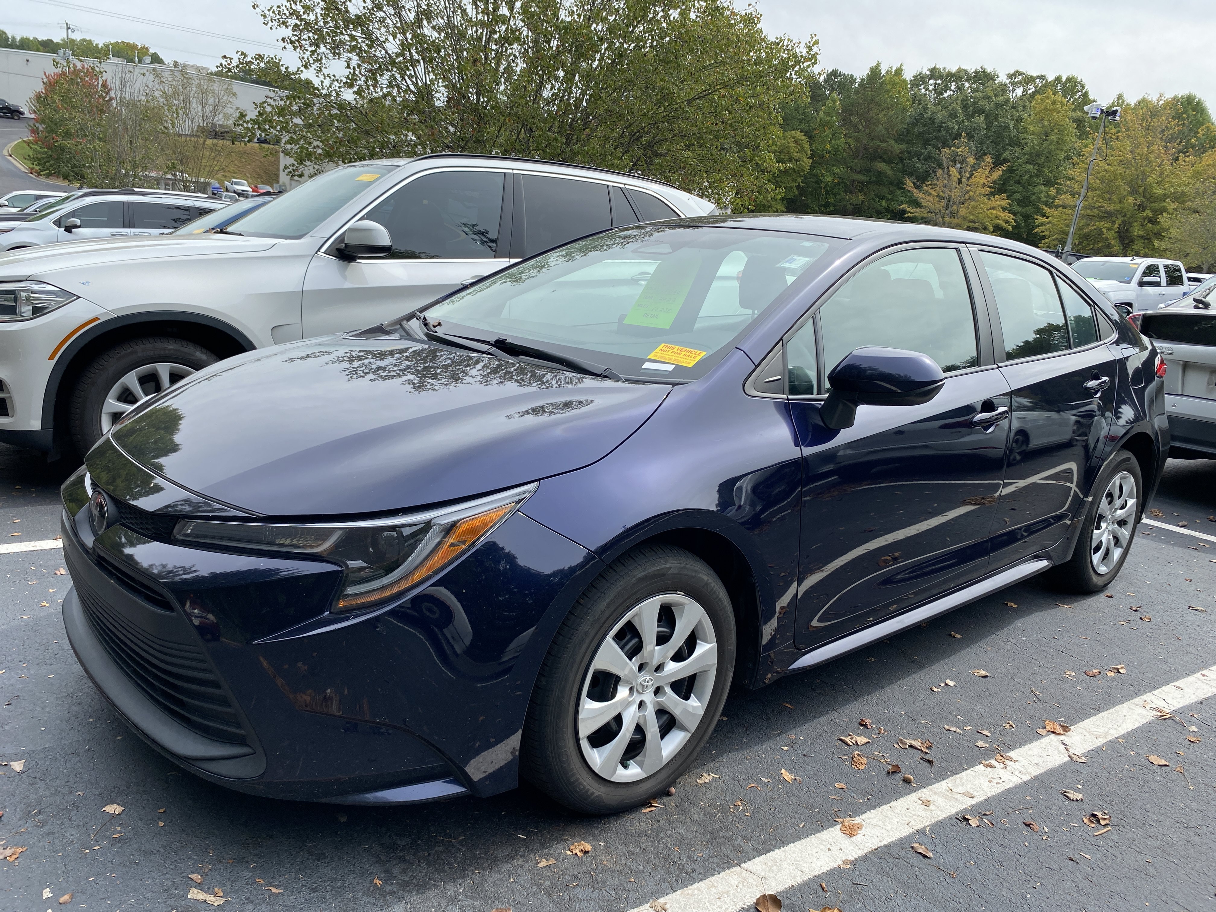 Used 2023 Toyota Corolla LE FWD image 1