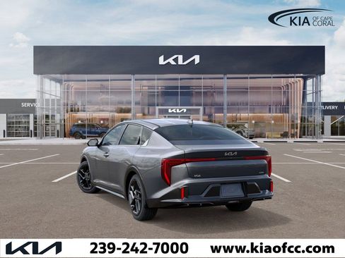 New 2025 Kia K4 GT-Line Turbo image 4