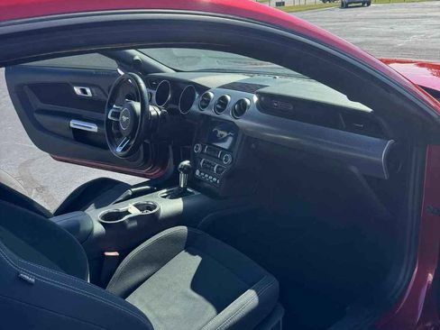 Used 2016 Chevrolet Camaro LT image 13