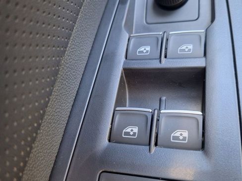 New 2026 Volkswagen Atlas Cross Sport SE image 20