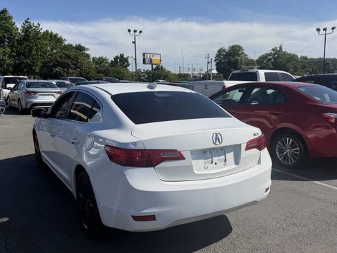 Used 2015 Acura ILX w/ Technology Package FWD image 5