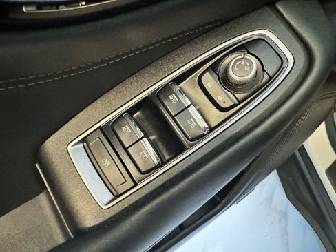 Used 2022 Subaru Outback Limited AWD/4WD image 11