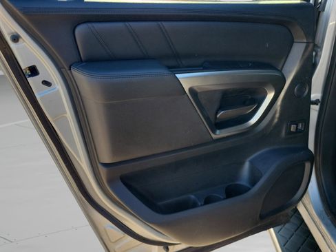 Used 2015 Nissan Armada SV w/ SV Driver Package image 34