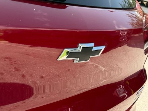 Used 2021 Chevrolet TrailBlazer RS w/ Sun and Liftgate Package FWD image 14