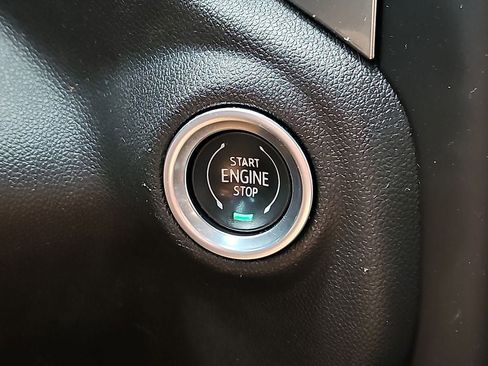 Used 2022 Chevrolet Silverado 1500 RST AWD/4WD image 26