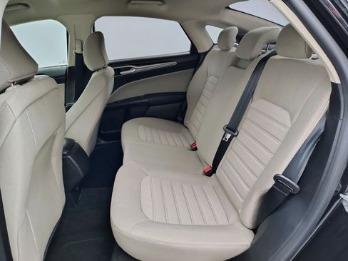 Used 2020 Ford Fusion S image 22