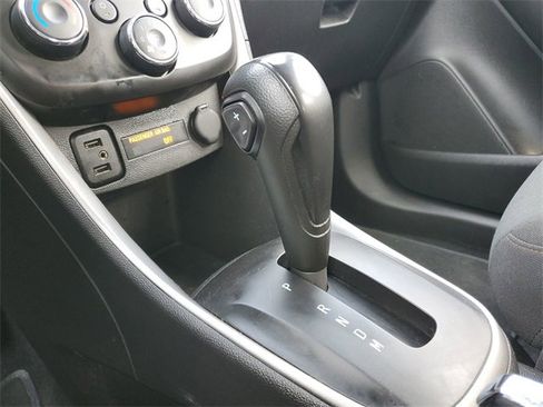 Certified 2020 Chevrolet Trax LS image 15