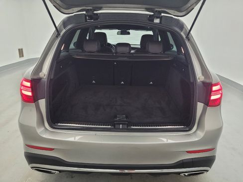 Used 2019 Mercedes-Benz GLC 300 4MATIC image 29