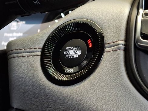 New 2026 Jeep Compass Limited image 15