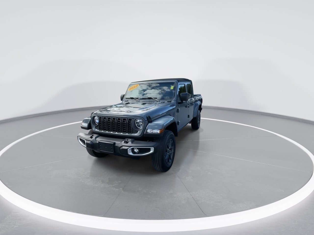 Used 2024 Jeep Gladiator Sport AWD/4WD image 6