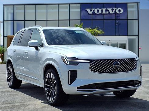 New 2026 Volvo XC90 B5 Plus image 1