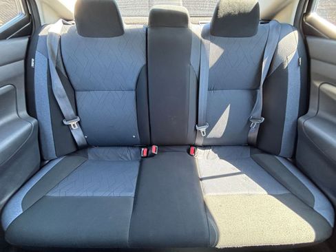 Used 2025 Nissan Versa SV FWD image 36