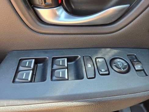 Used 2025 Honda Pilot EX-L image 36