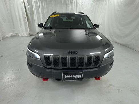 Used 2023 Jeep Cherokee Trailhawk w/ Sun & Sound Group AWD/4WD image 8